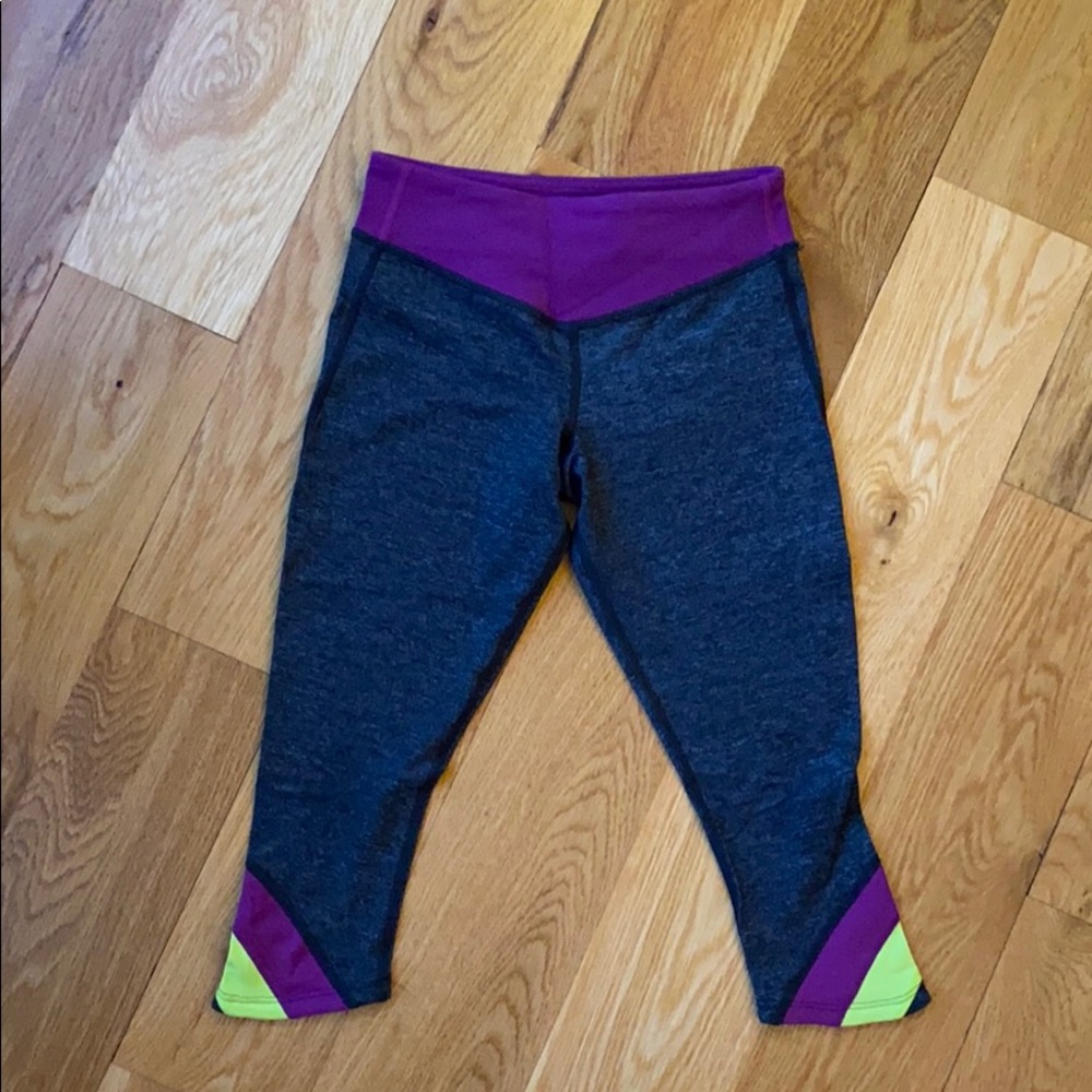 Lululemon cropped tights